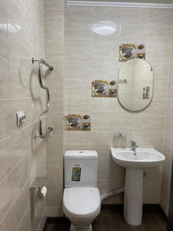 Fam_House Hotel Bishkek Ngoại thất bức ảnh