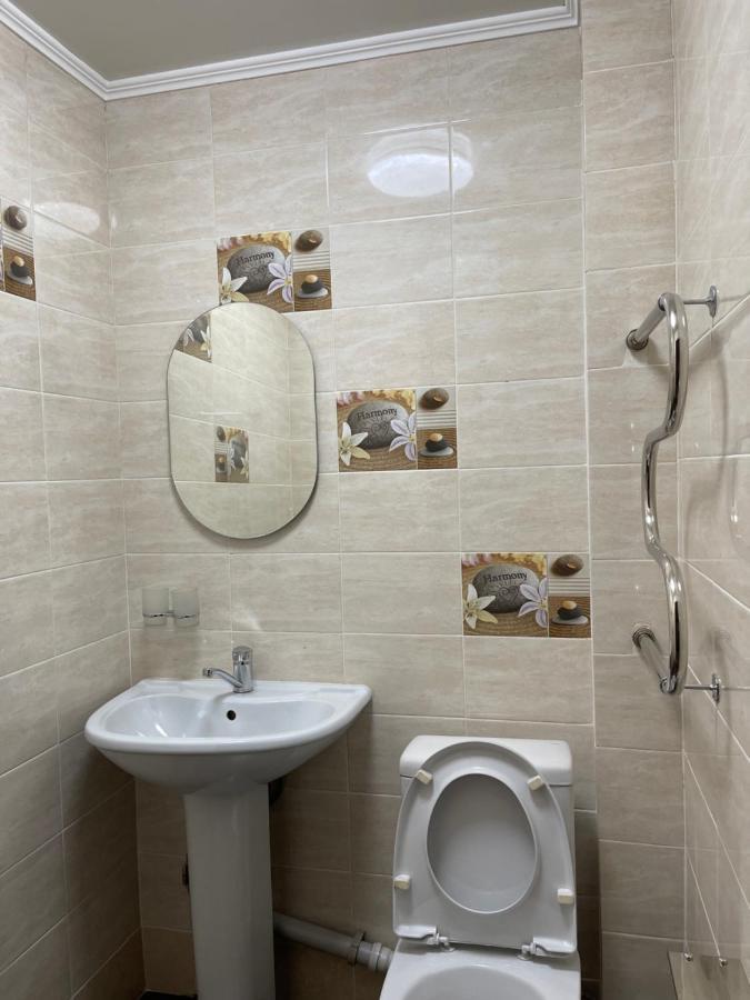 Fam_House Hotel Bishkek Ngoại thất bức ảnh